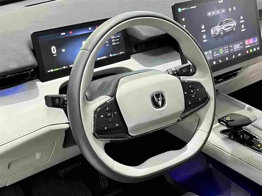Changan UNI-Z New Energy 2024 Blue Whale Smart Electric iDD 125km Excellent Edition — миниатюра 29