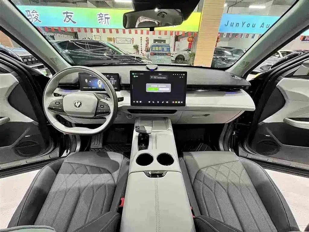 Changan UNI-Z New Energy 2024 Blue Whale Smart Electric iDD 125km Excellent Edition — миниатюра 34