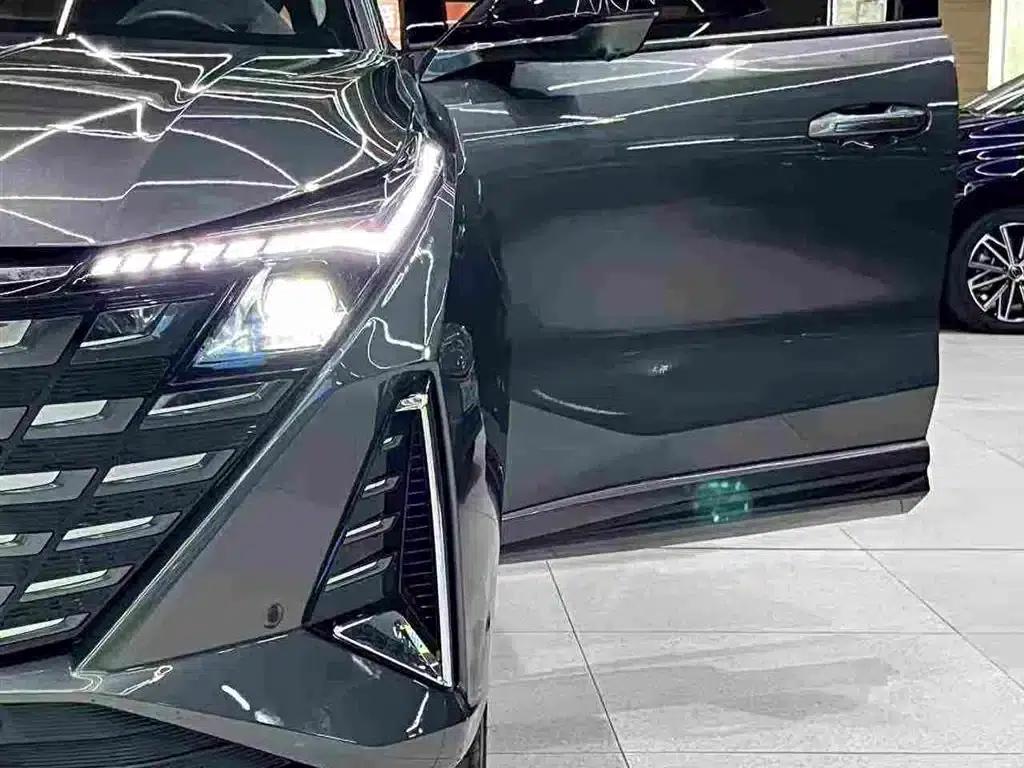 Changan UNI-Z New Energy 2024 Blue Whale Smart Electric iDD 125km Excellent Edition — миниатюра 38
