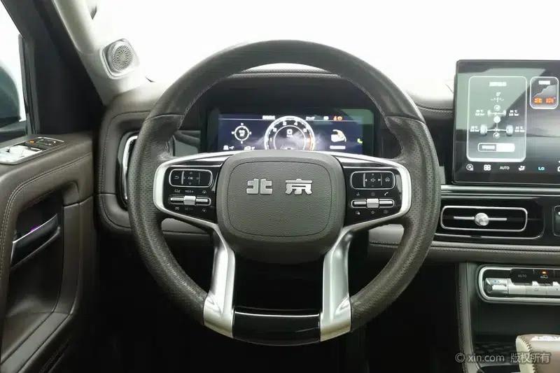 Beijing BJ60 2022 2.0T Automatic 11-seater — миниатюра 14