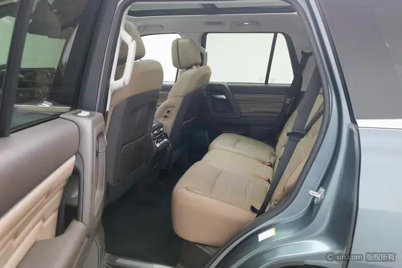 Beijing BJ60 2022 2.0T Automatic 11-seater — миниатюра 19