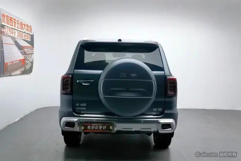 Beijing BJ60 2022 2.0T Automatic 11-seater — миниатюра 3