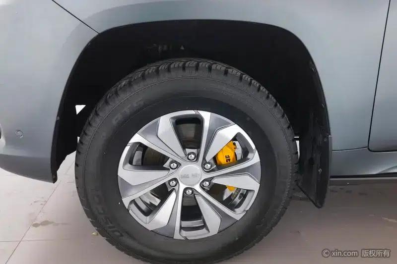 Beijing BJ60 2022 2.0T Automatic 11-seater — миниатюра 9