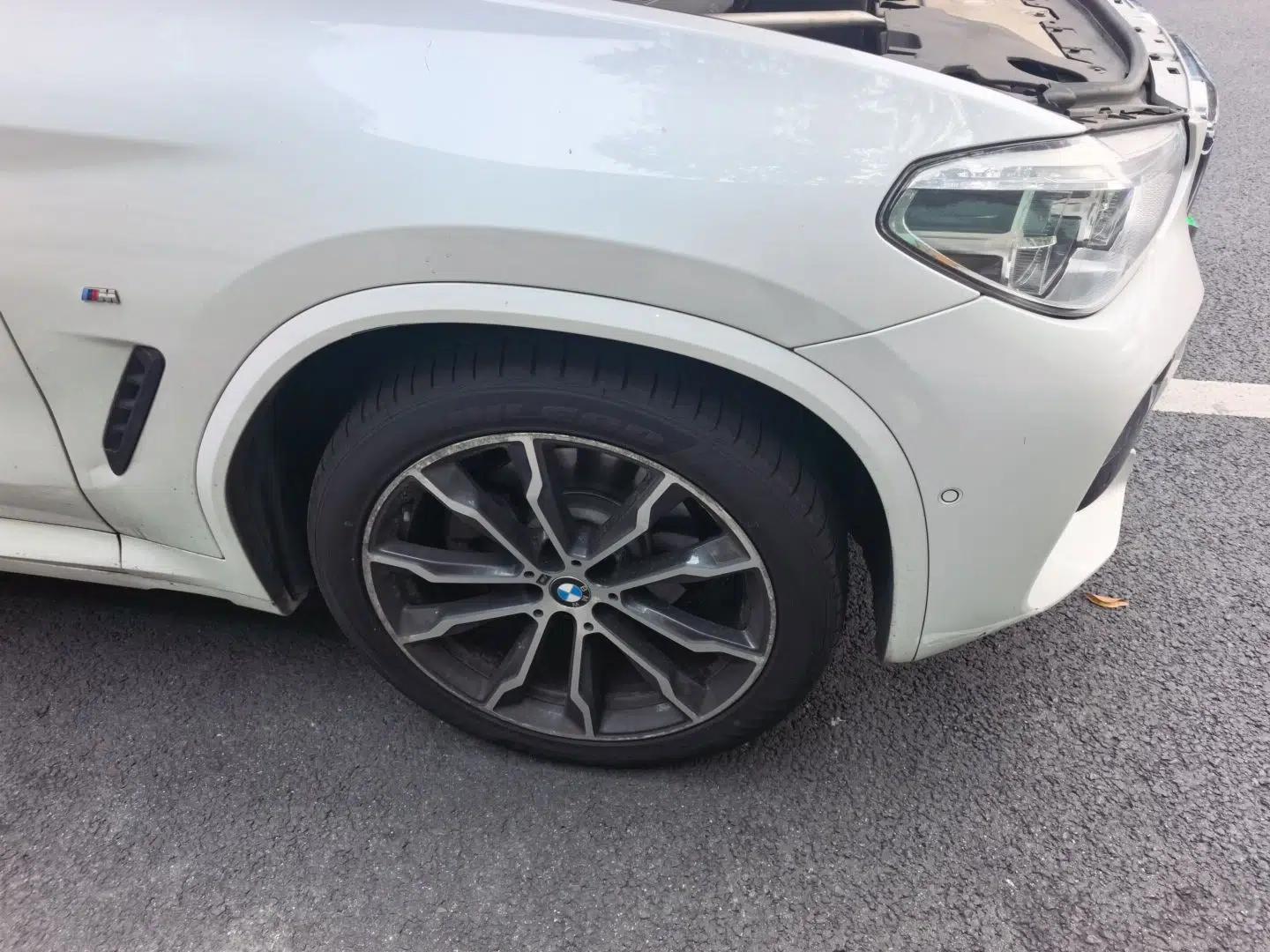 BMW X3 2020 xDrive30i Luxury Model with M Sport Package — миниатюра 8