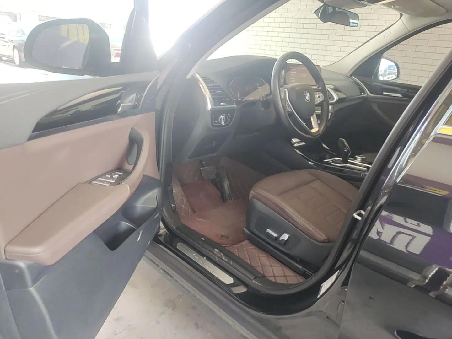 BMW X3 2020 xDrive25i Luxury Package — миниатюра 18
