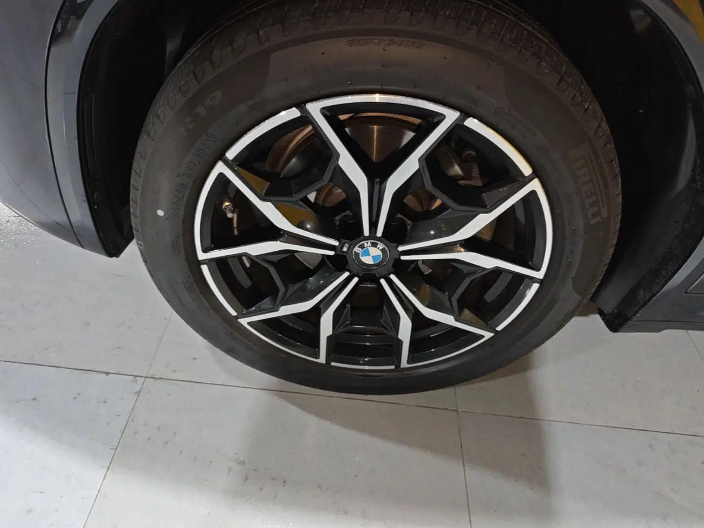 BMW X3 2022 Restyled xDrive25i M Sport Package — миниатюра 10