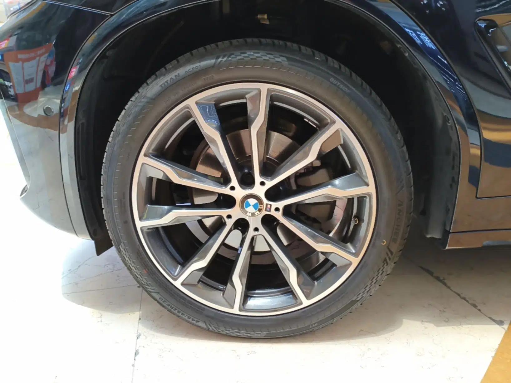 BMW X3 2023 Restyled xDrive30i Leading Edition M Night Sky Package — миниатюра 10