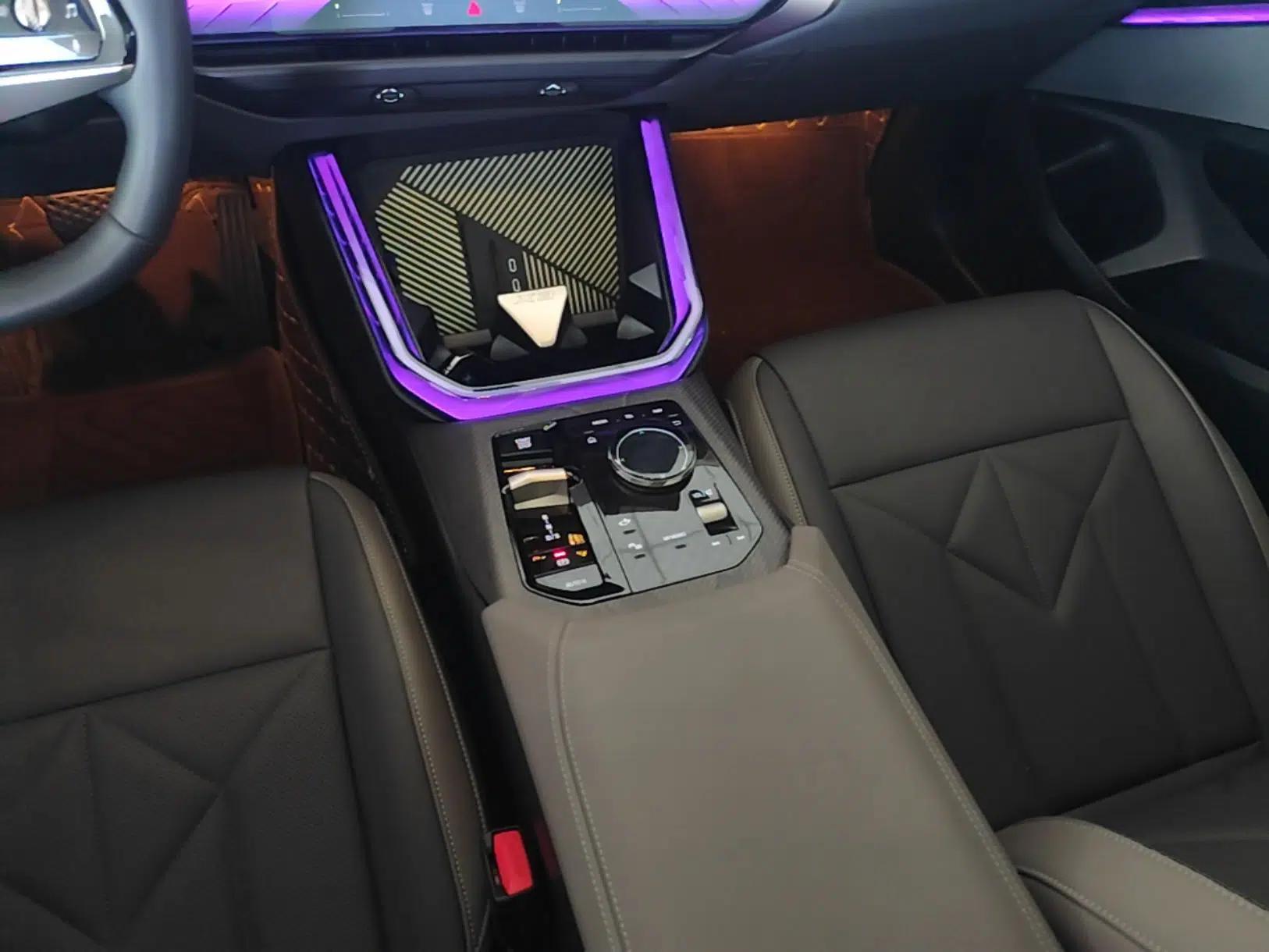 BMW X3 2025 xDrive25L Luxury Package — миниатюра 16