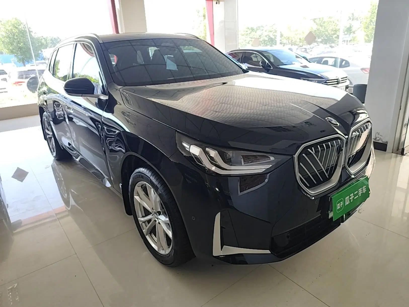 BMW X3 2025 xDrive25L Luxury Package — миниатюра 3