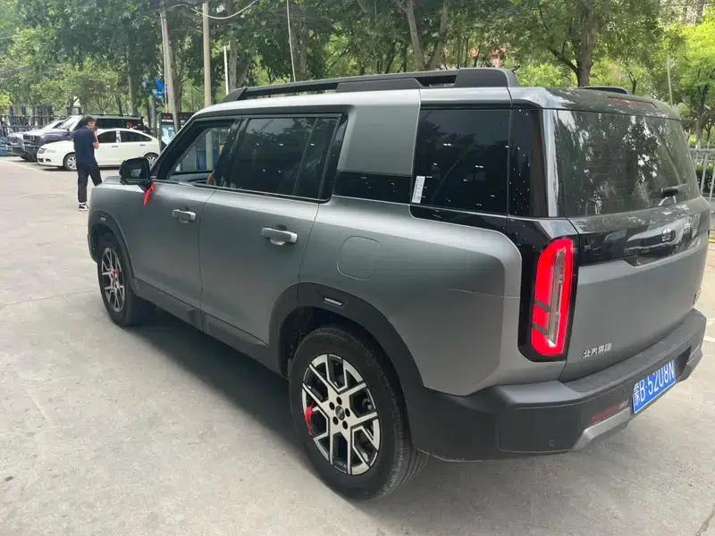 Beijing BJ30 2026 Traveler 1.5T DHT Hybrid Advanced Edition — миниатюра 4