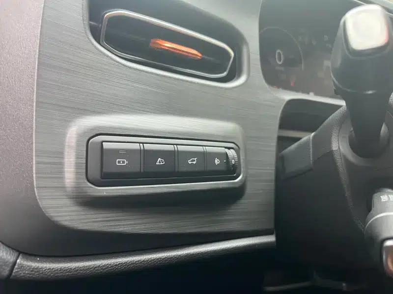 Beijing BJ30 2026 Traveler 1.5T DHT Hybrid Advanced Edition — миниатюра 8