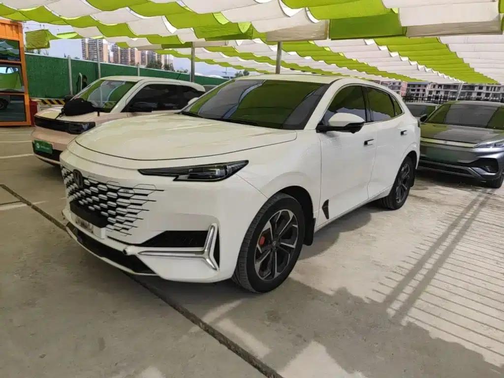 Changan UNI-K Smart Electric iDD 2023 Model, Smart Electric iDD 1.5T, 135km/h Smart Fun Edition — миниатюра 2
