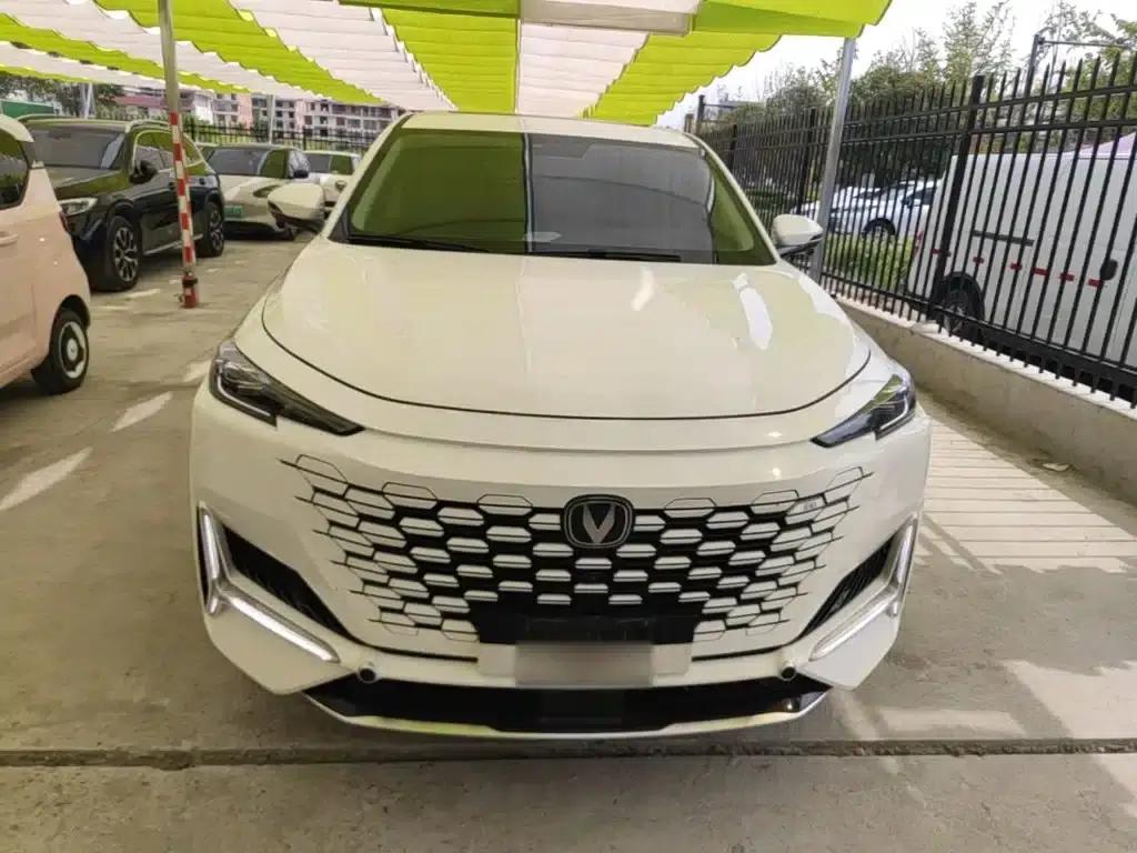 Changan UNI-K Smart Electric iDD 2023 Model, Smart Electric iDD 1.5T, 135km/h Smart Fun Edition — миниатюра 3
