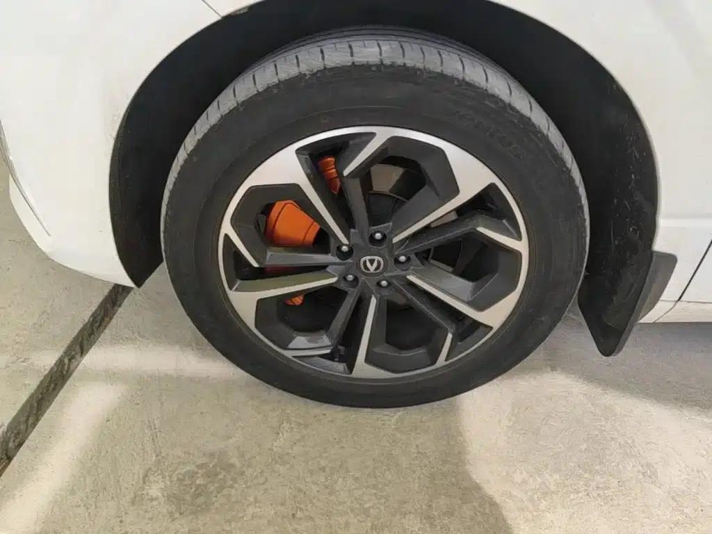 Changan UNI-K Smart Electric iDD 2023 Model, Smart Electric iDD 1.5T, 135km/h Smart Fun Edition — миниатюра 23