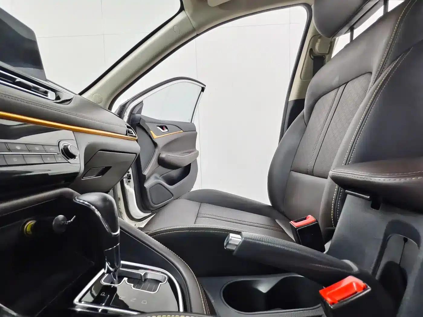 Changan Eado DT 2018 1.6L Automatic Smart Edition — миниатюра 12