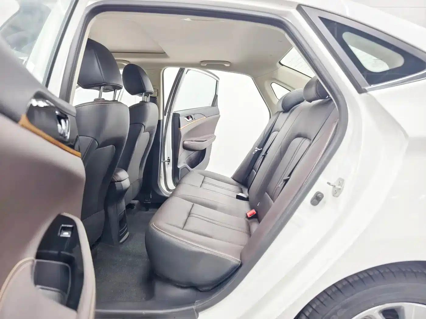 Changan Eado DT 2018 1.6L Automatic Smart Edition — миниатюра 13