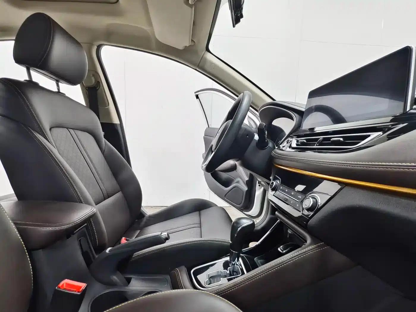 Changan Eado DT 2018 1.6L Automatic Smart Edition — миниатюра 15