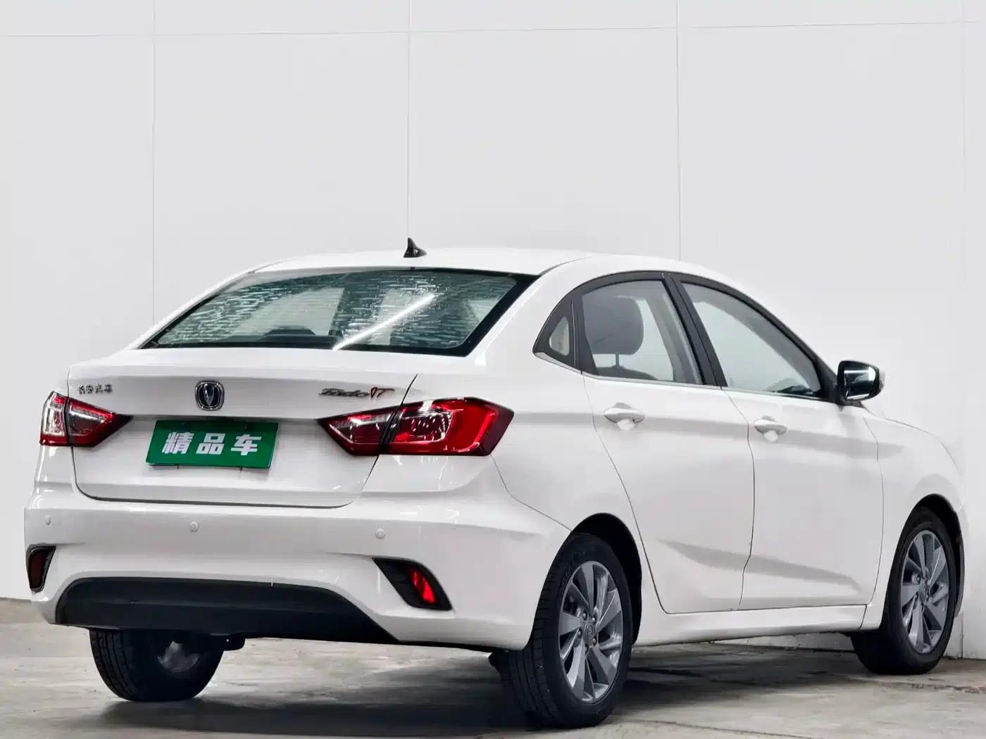 Changan Eado DT 2018 1.6L Automatic Smart Edition — миниатюра 4