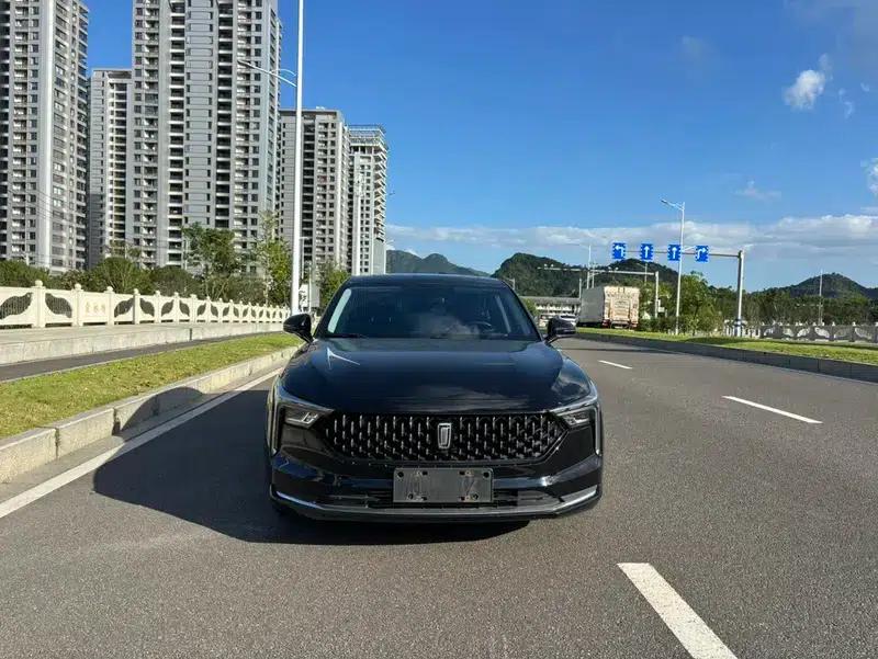 Bestune B70 2023 Model, Third Generation, 1.5T Automatic Enjoyment Edition — миниатюра 2