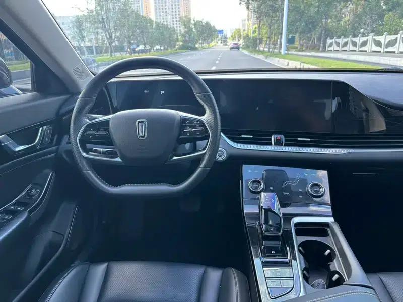 Bestune B70 2023 Model, Third Generation, 1.5T Automatic Enjoyment Edition — миниатюра 9