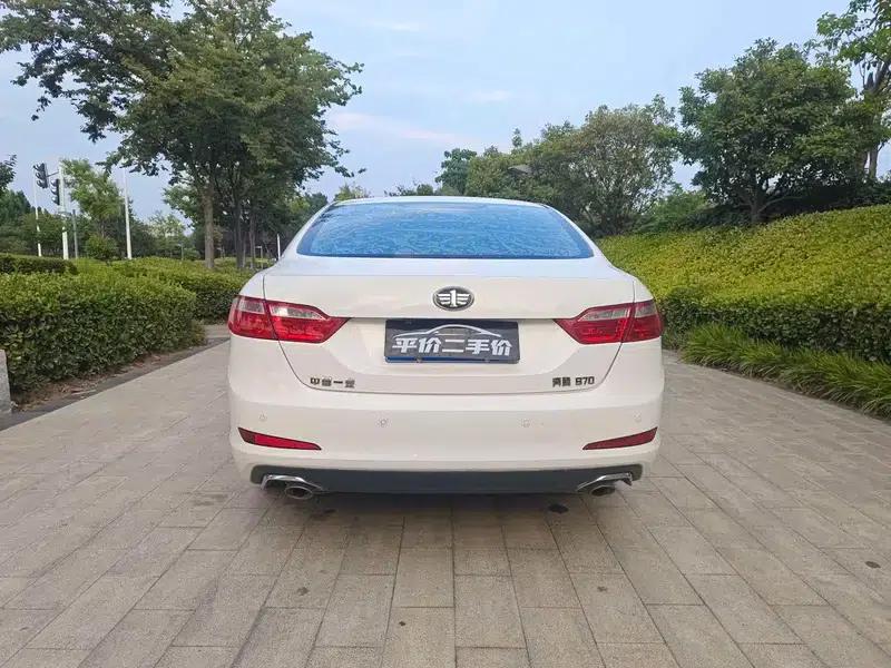 Besturn B70 2014 2.0L Automatic Luxury Edition — миниатюра 5