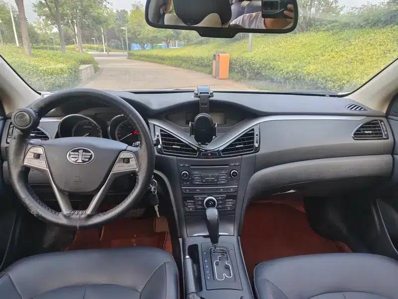 Besturn B70 2014 2.0L Automatic Luxury Edition — миниатюра 7