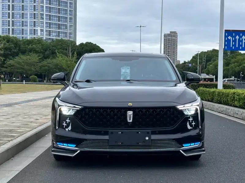 Bestune B70 2023 Third Generation 1.5T Automatic Enjoyment Edition 70th Anniversary Edition — миниатюра 2