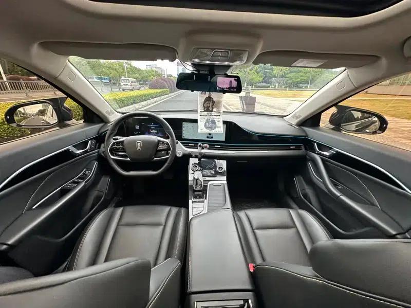 Bestune B70 2023 Third Generation 1.5T Automatic Enjoyment Edition 70th Anniversary Edition — миниатюра 10