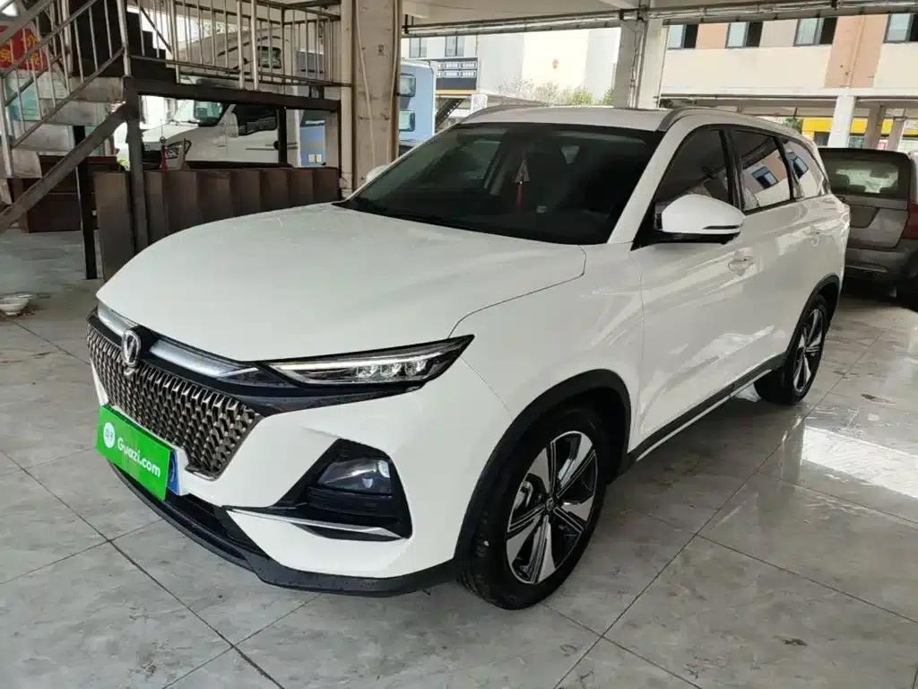 Changan X7 PLUS 2024 1.5T Automatic Smart Enjoyment 5-seater — миниатюра 1