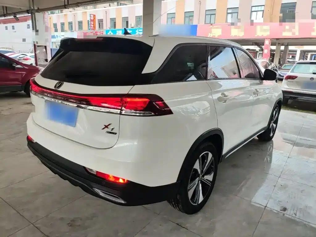 Changan X7 PLUS 2024 1.5T Automatic Smart Enjoyment 5-seater — миниатюра 7