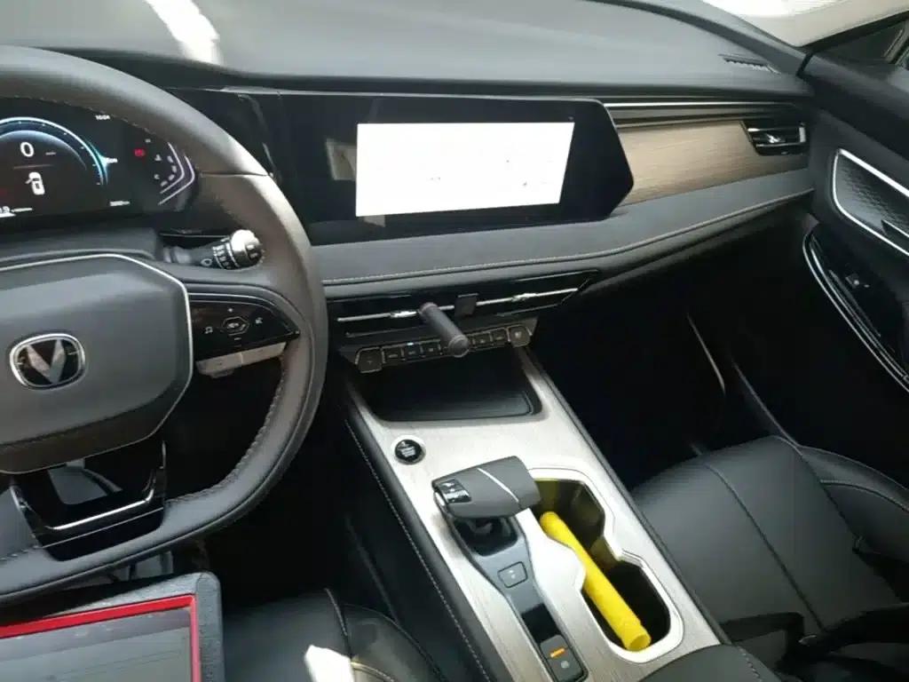 Changan X7 PLUS 2024 1.5T Automatic Premium 7-seater — миниатюра 13