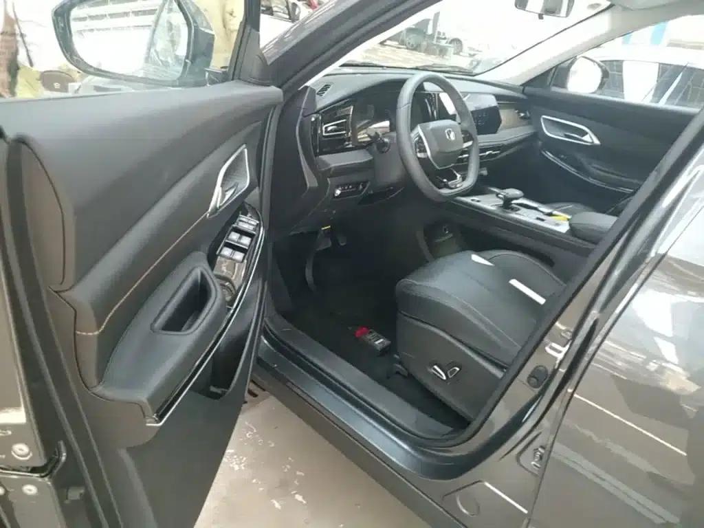 Changan X7 PLUS 2024 1.5T Automatic Premium 7-seater — миниатюра 15