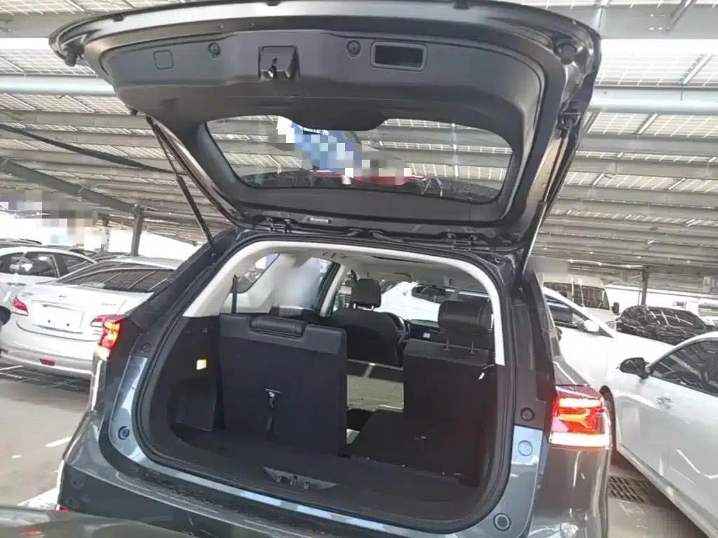 Changan X7 PLUS 2024 1.5T Automatic Premium 7-seater — миниатюра 19