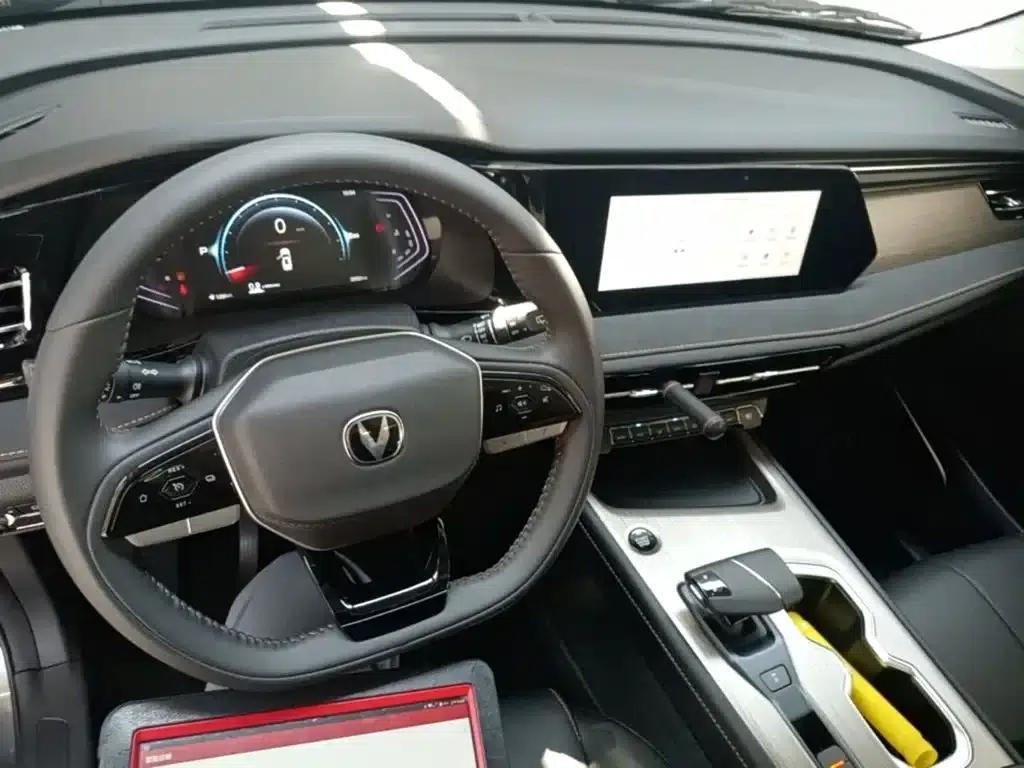Changan X7 PLUS 2024 1.5T Automatic Premium 7-seater — миниатюра 10