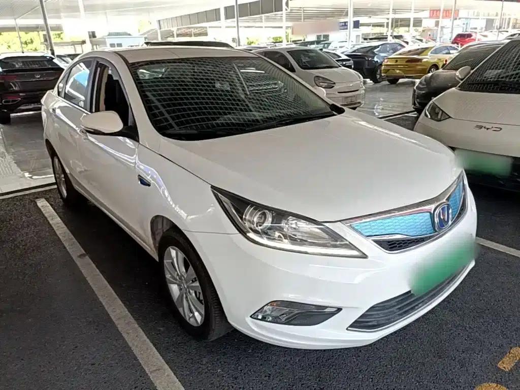 Changan Eado New Energy 2018 EV300 Enjoy Edition — миниатюра 4