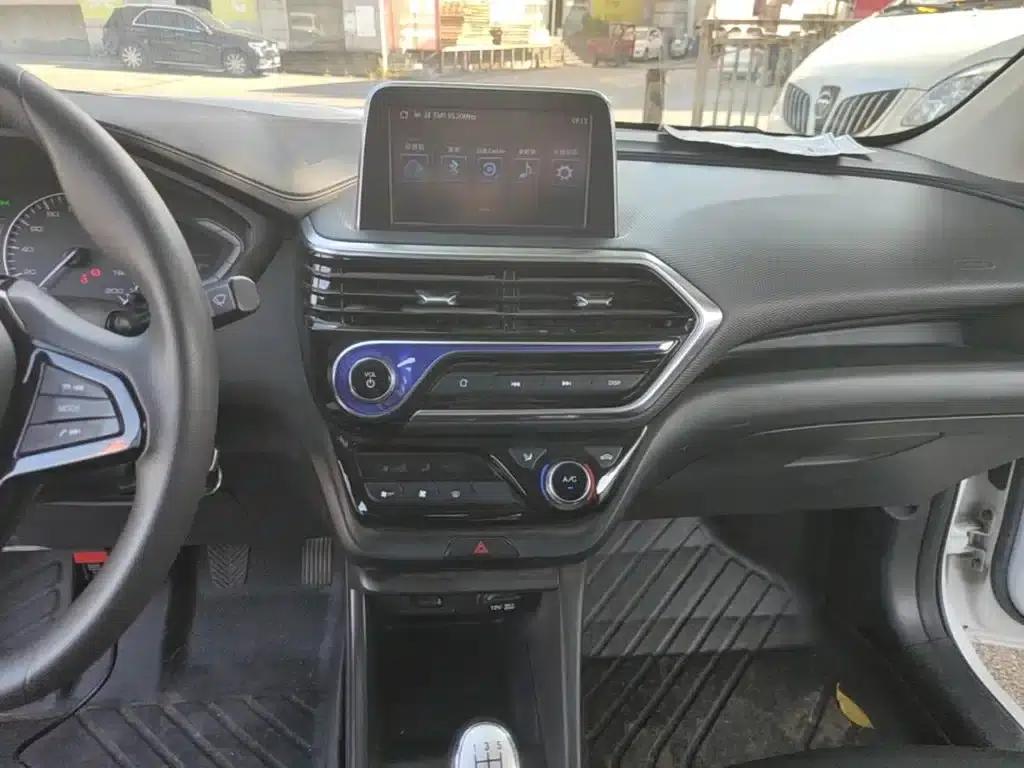 Yuexiang 2019 1.4L Manual Comfort Model (China VI Emission Standard) — миниатюра 13