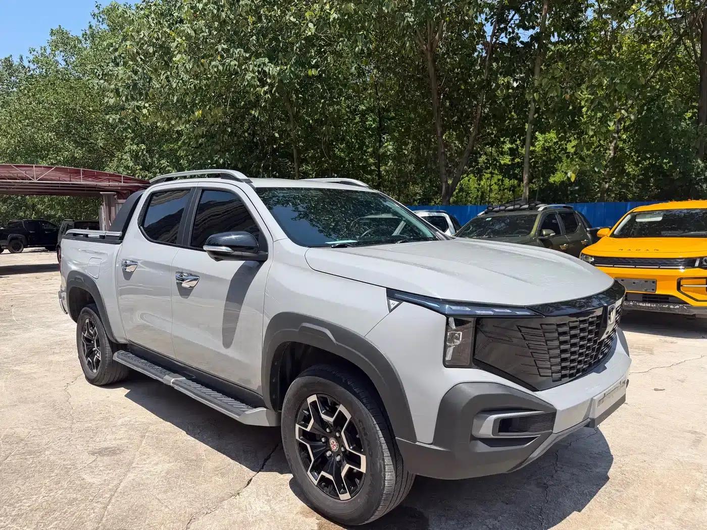 Changan Hunter 2024 Knight Edition Flagship Dual Motor Four-Wheel Drive Standard Box — миниатюра 3