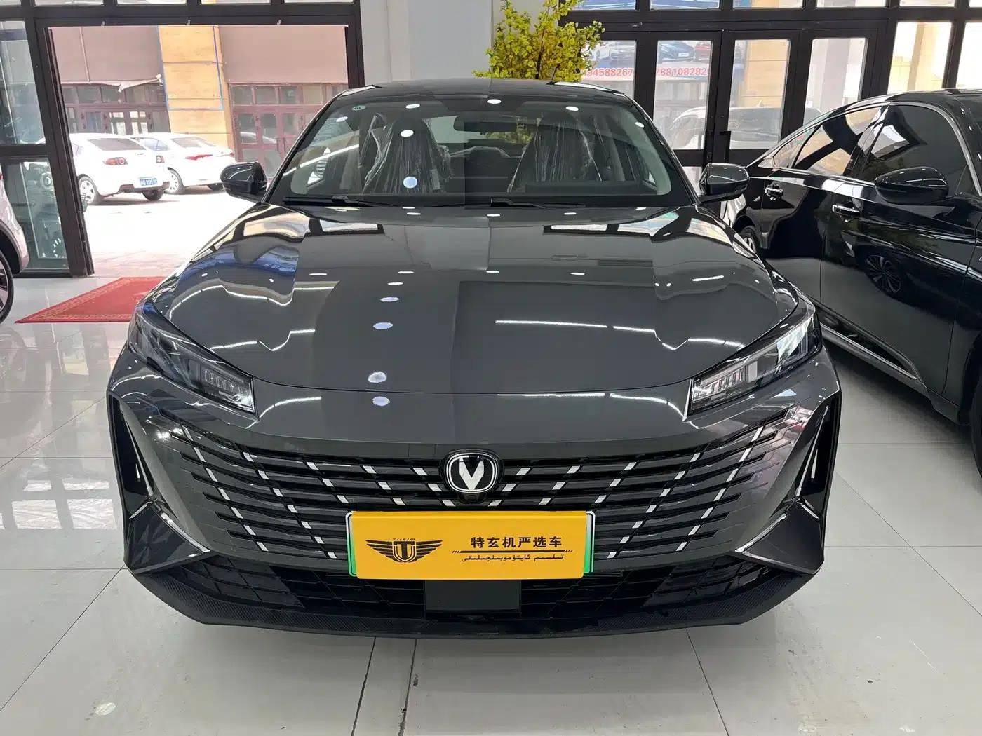 Changan Eado PHEV 2025 Smart Blue Whale 145KM Battleship Edition — миниатюра 2