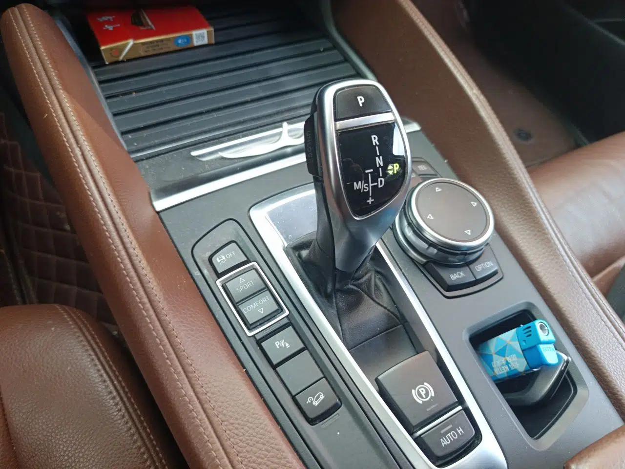 BMW X6 2015 xDrive35i Leading Model — миниатюра 14