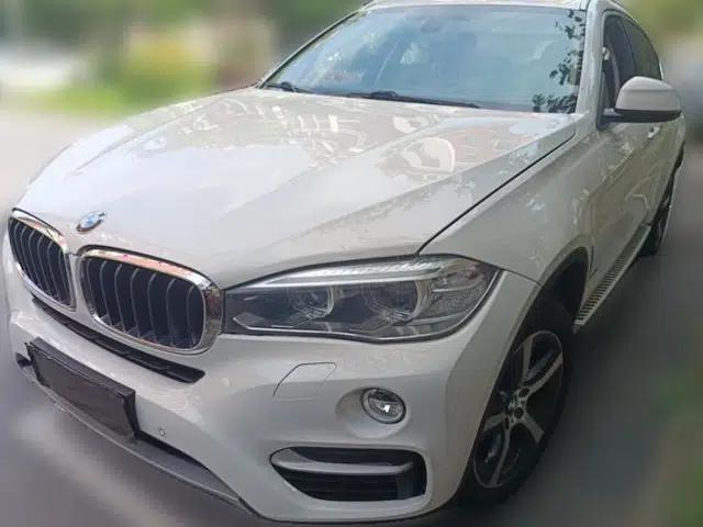 BMW X6 2015 xDrive35i Leading Model