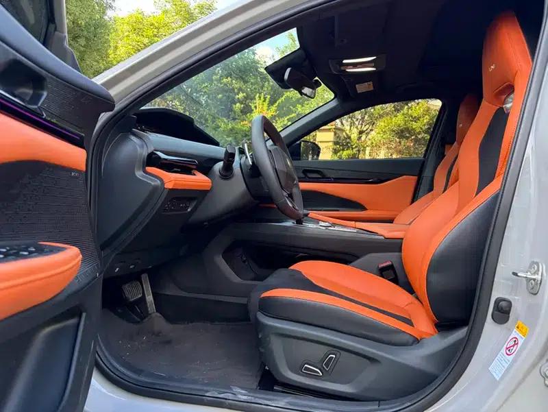 Changan UNI-V 2023 2.0T Speed Edition — миниатюра 9