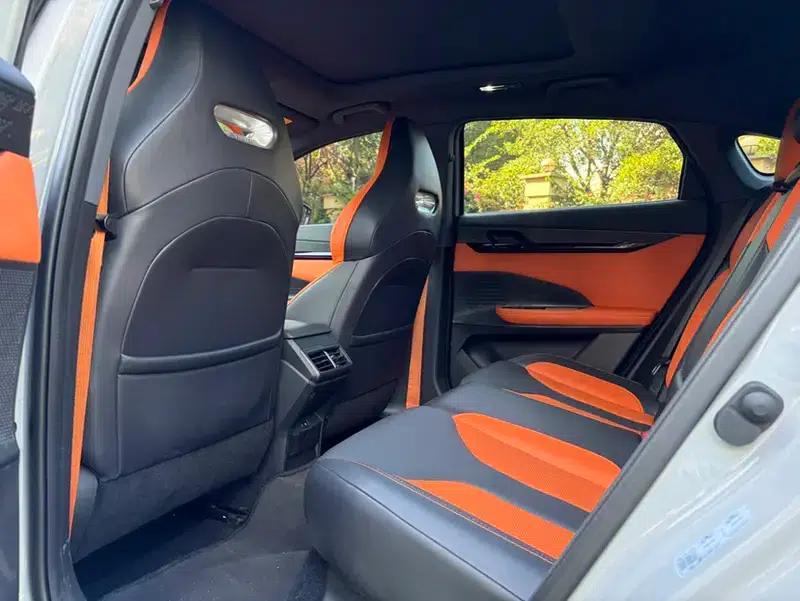Changan UNI-V 2023 2.0T Speed Edition — миниатюра 10