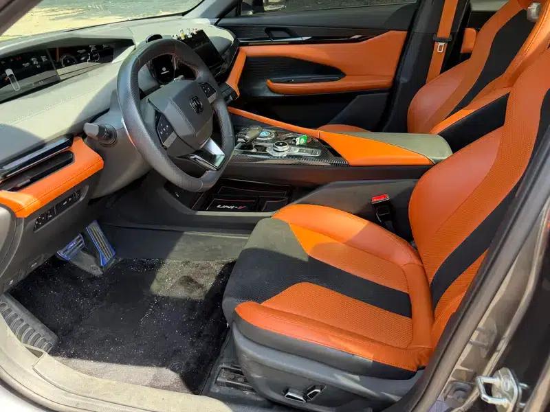Changan UNI-V 2023 1.5T Sport Edition — миниатюра 9