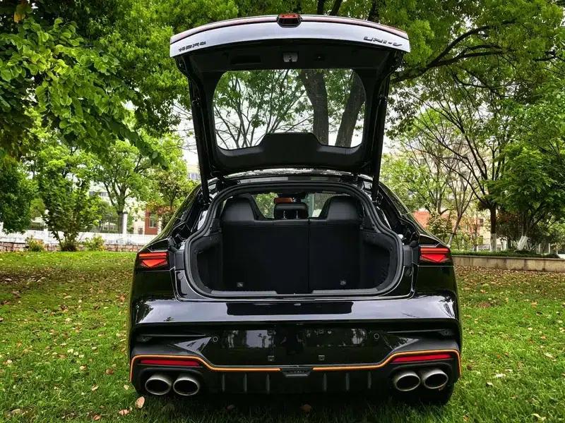 Changan UNI-V 2025 Model, Third Generation, 2.0T Sport Edition — миниатюра 5