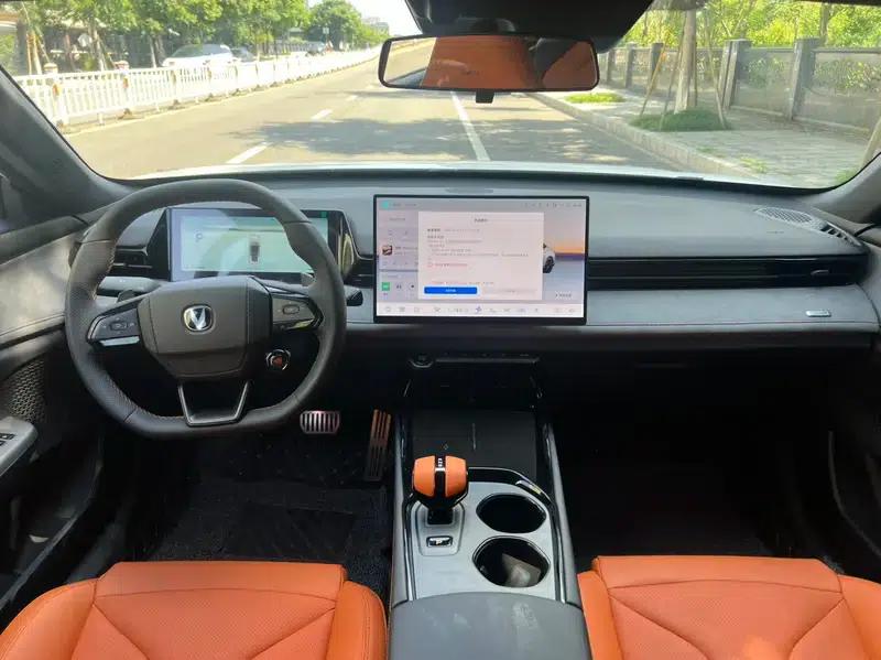 Changan UNI-V 2025 Model, Third Generation, 2.0T Sport Edition — миниатюра 9