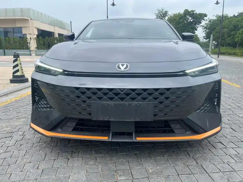 Changan UNI-V 2024 1.5T Premium Edition — миниатюра 2