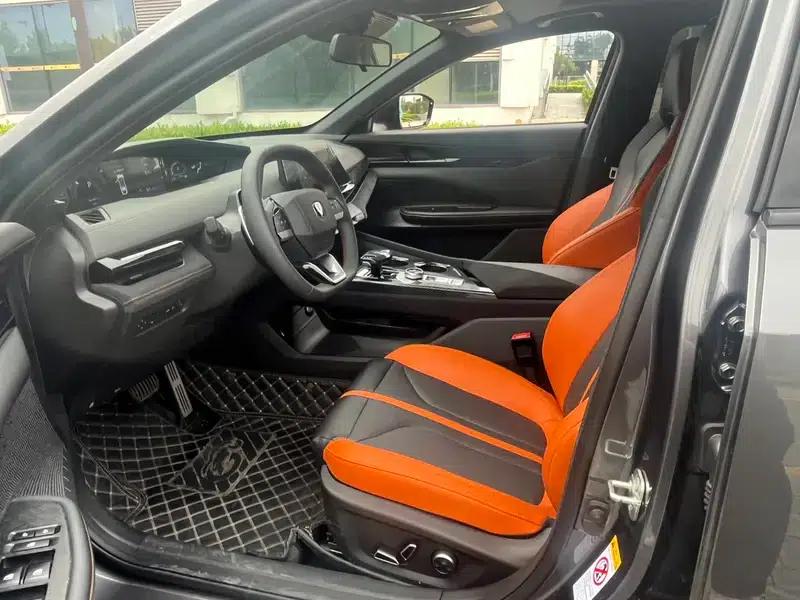 Changan UNI-V 2024 1.5T Premium Edition — миниатюра 8