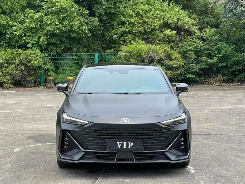 Changan UNI-V 2022 1.5T Sport Edition — миниатюра 2
