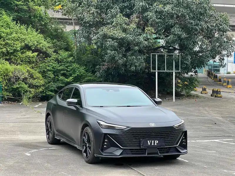 Changan UNI-V 2022 1.5T Sport Edition — миниатюра 3