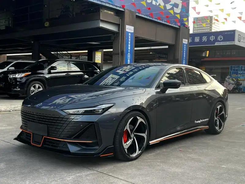 Changan UNI-V 2023 1.5T Sport Edition — миниатюра 1